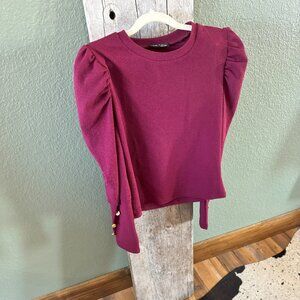 Burgandy ruffle sleeve top with buttons